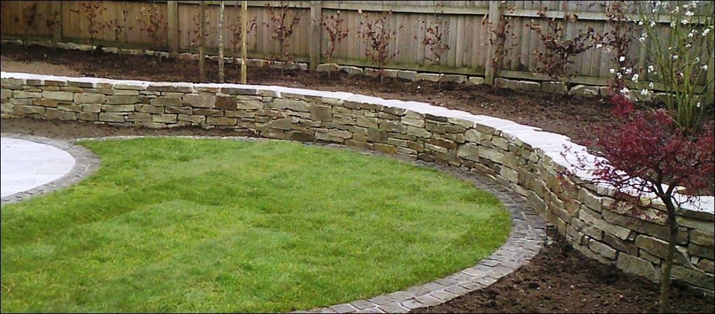 How Much Do Retaining Walls Cost Stone Wall Installation Costs - Average Cost To Install Dry Stack Stone Wall